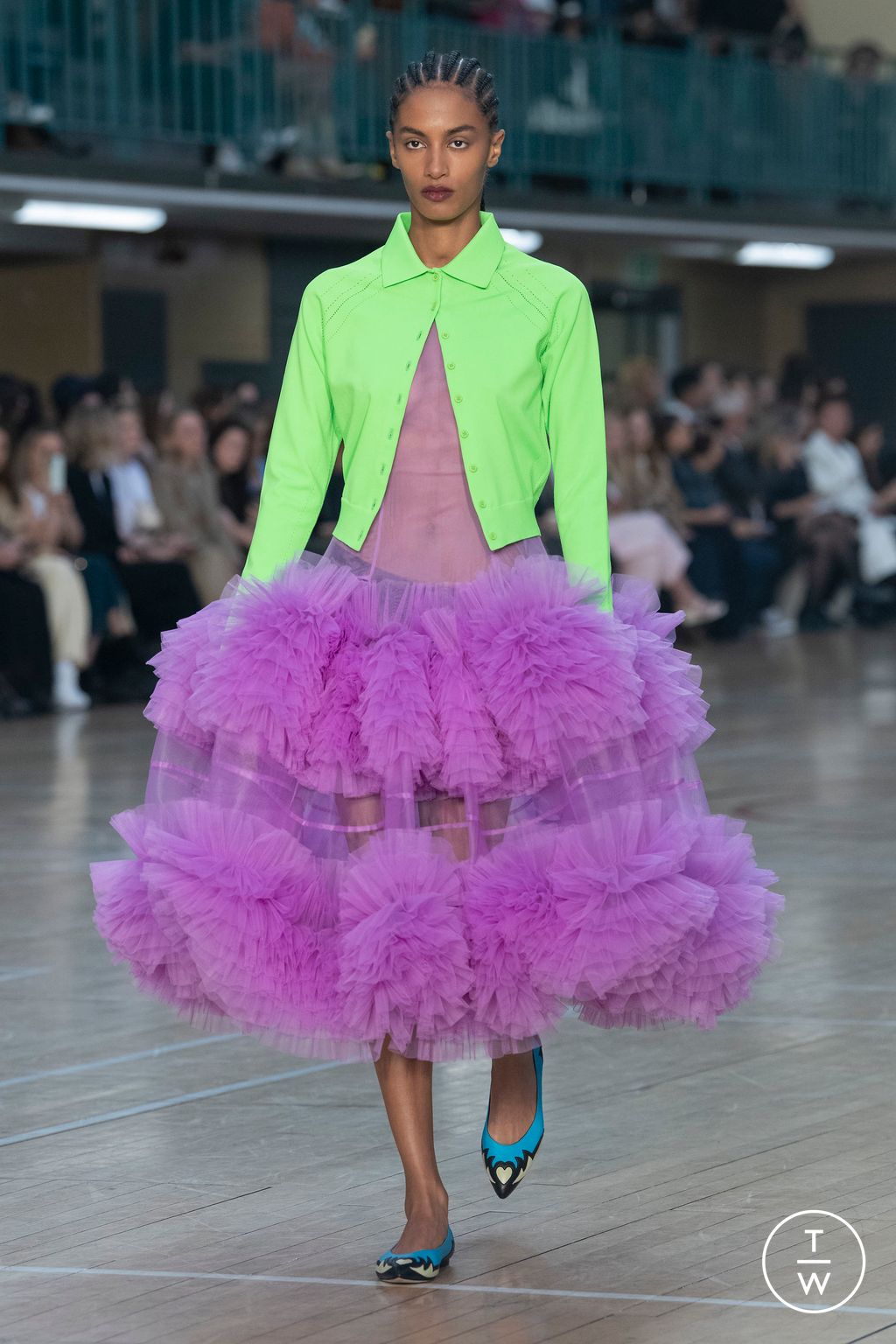 Fashion Week London Spring/Summer 2023 look 29 from the Molly Goddard collection 女装