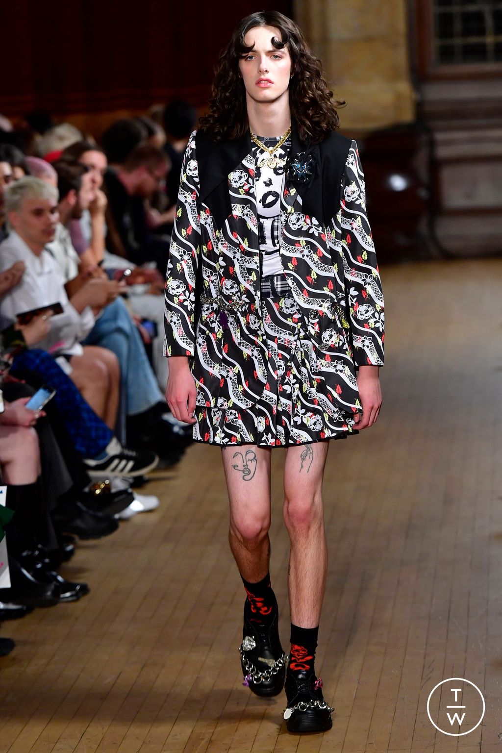 Fashion Week London Spring/Summer 2023 look 22 from the Chopova Lowena collection 女装