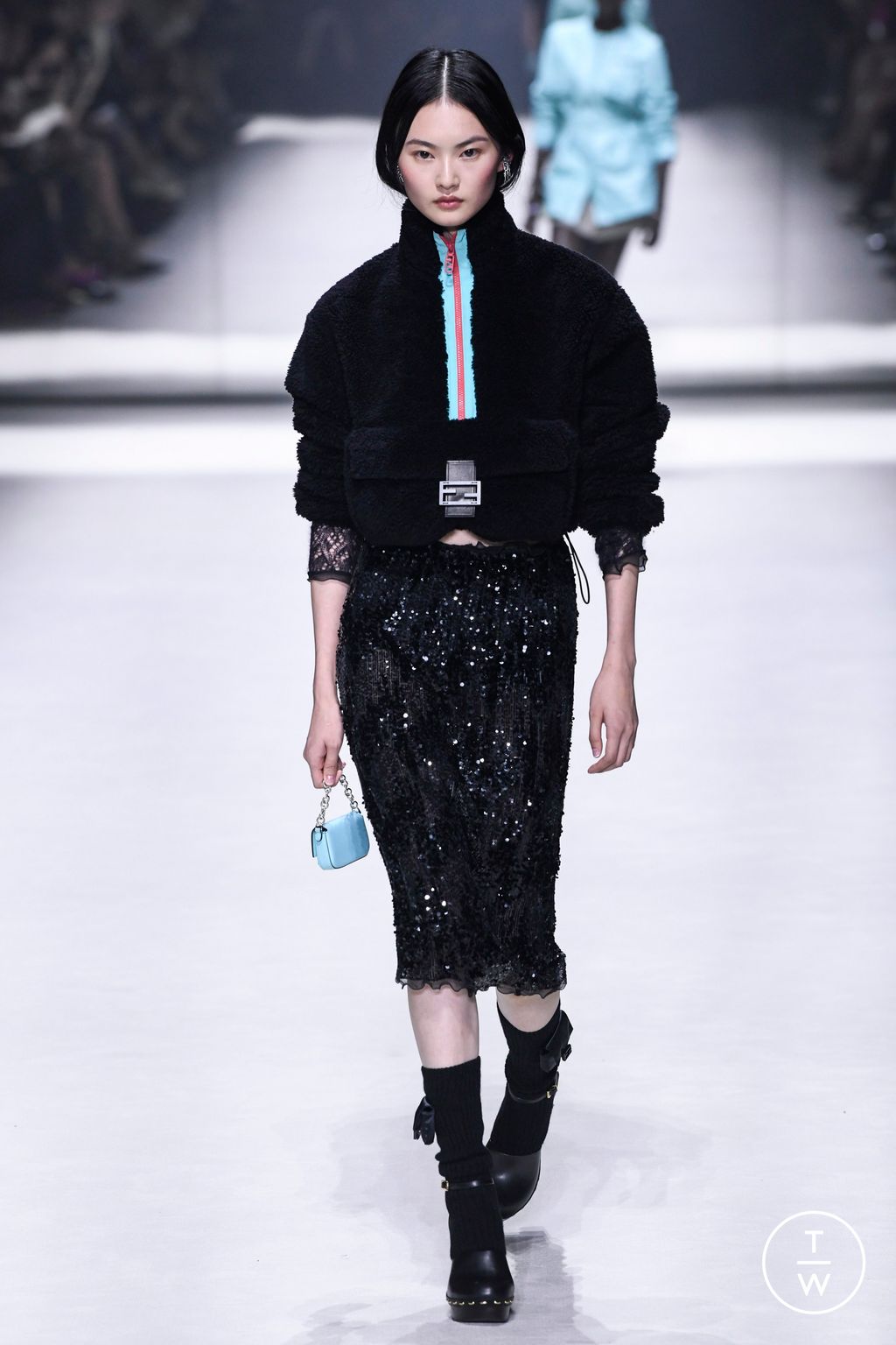 Fashion Week New York Resort 2023 look 36 from the Fendi collection 女装
