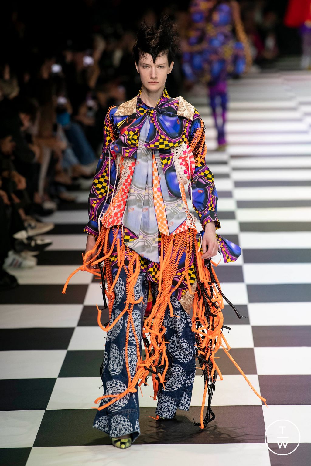 Fashion Week Milan Spring/Summer 2023 look 9 de la collection Matty Bovan womenswear