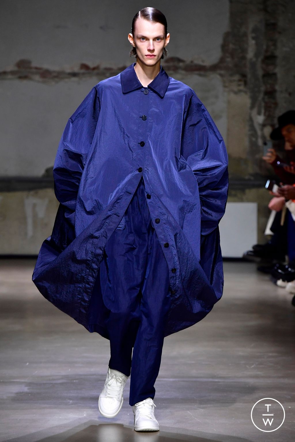 Fashion Week Paris Spring/Summer 2023 look 30 from the Dawei collection 女装