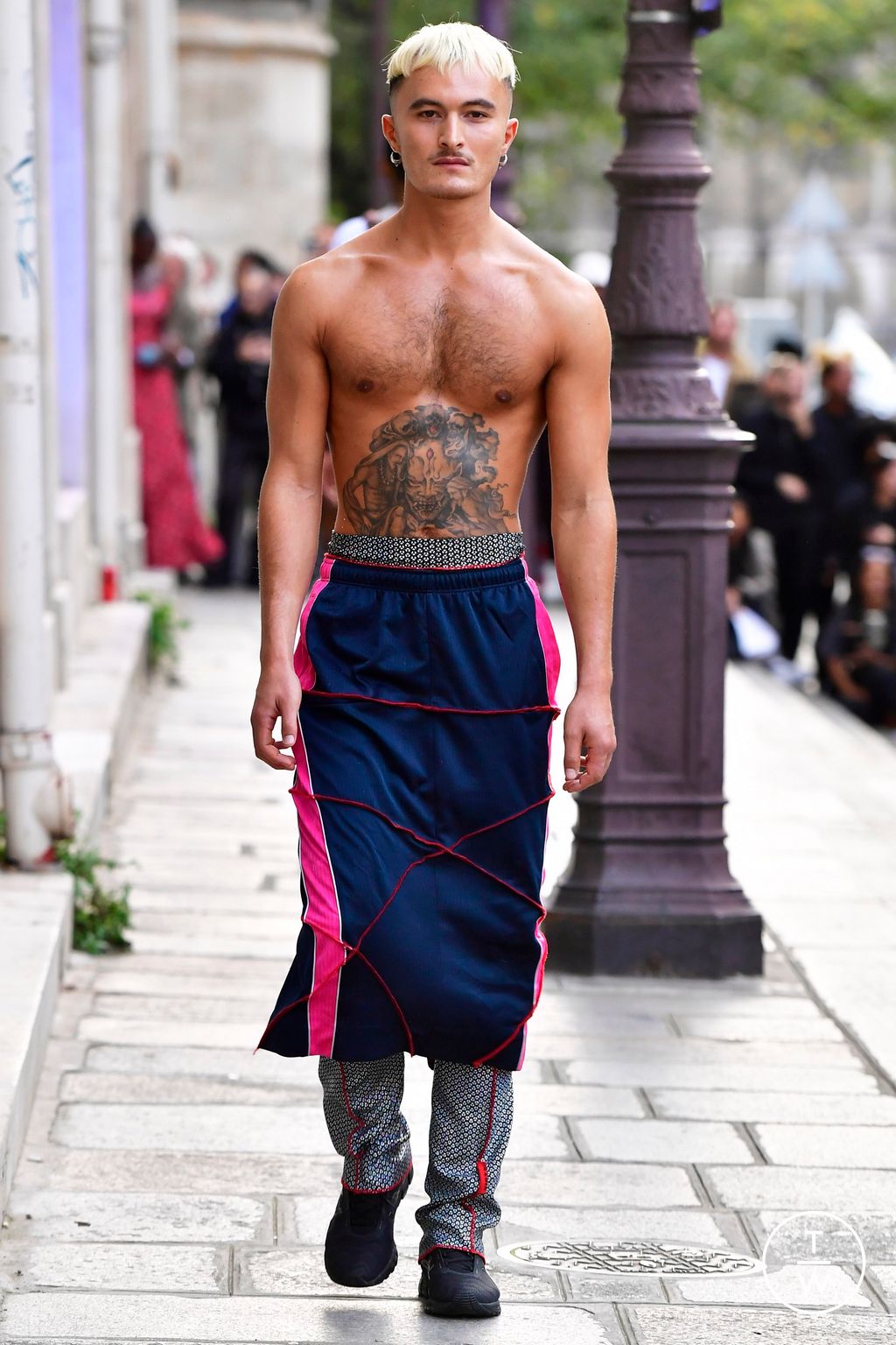 Fashion Week Paris Spring/Summer 2023 look 36 from the Xuly Bët collection womenswear