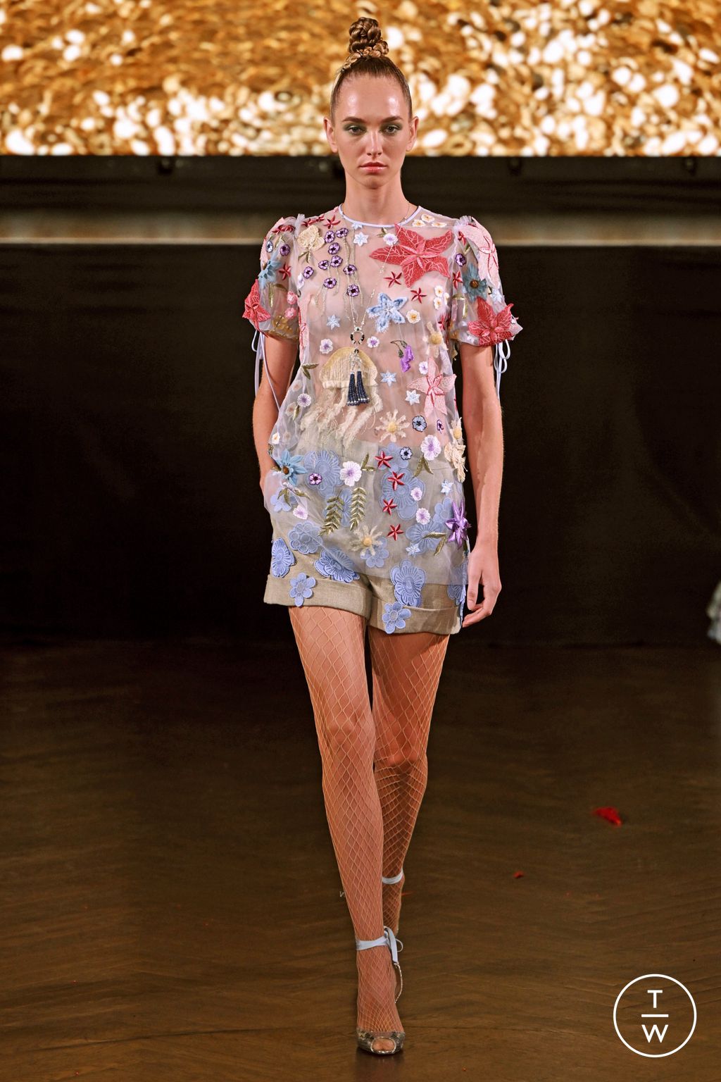 Fashion Week New York Spring/Summer 2023 look 30 from the Naeem Khan collection womenswear