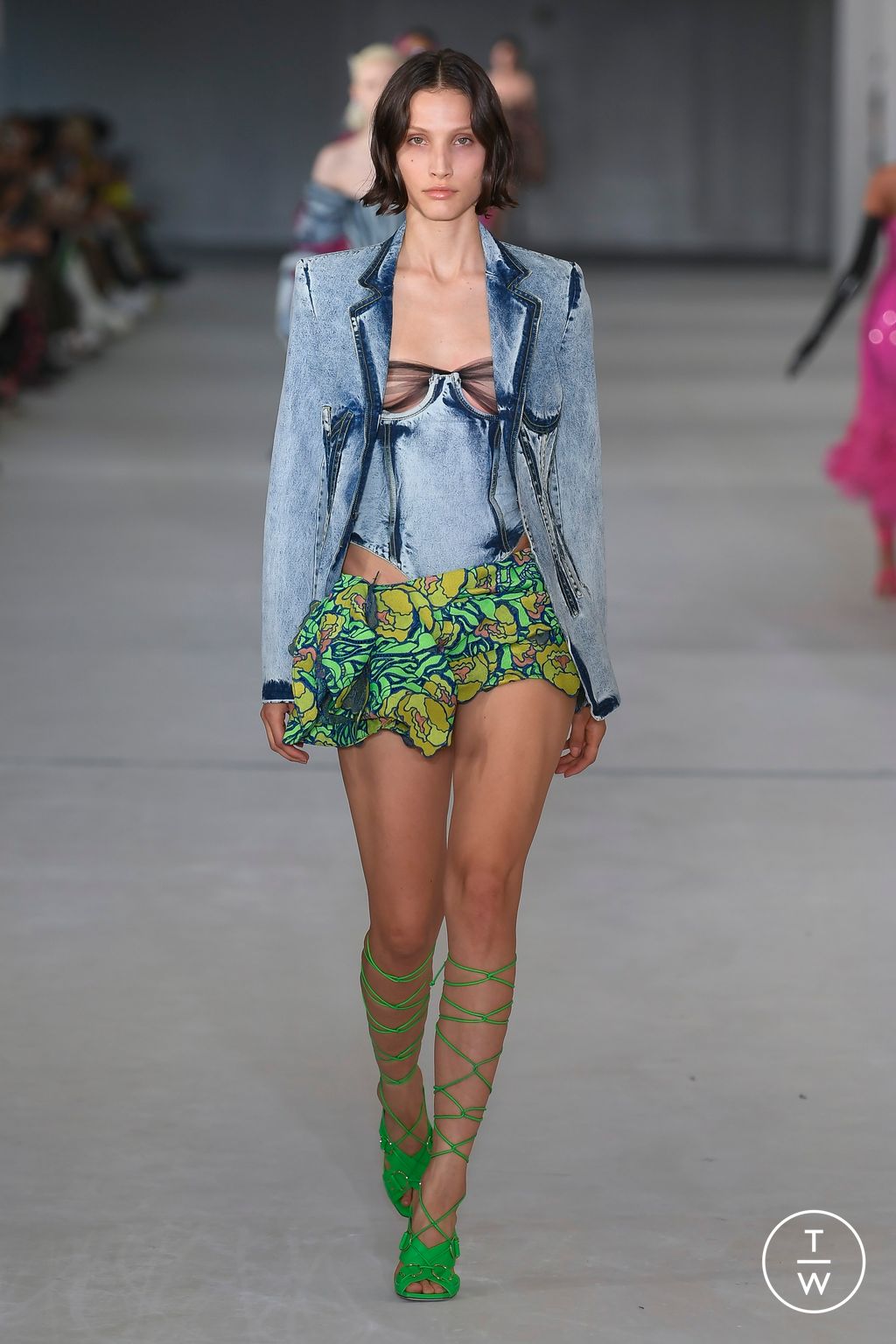 Fashion Week New York Spring/Summer 2023 look 19 de la collection Prabal Gurung womenswear