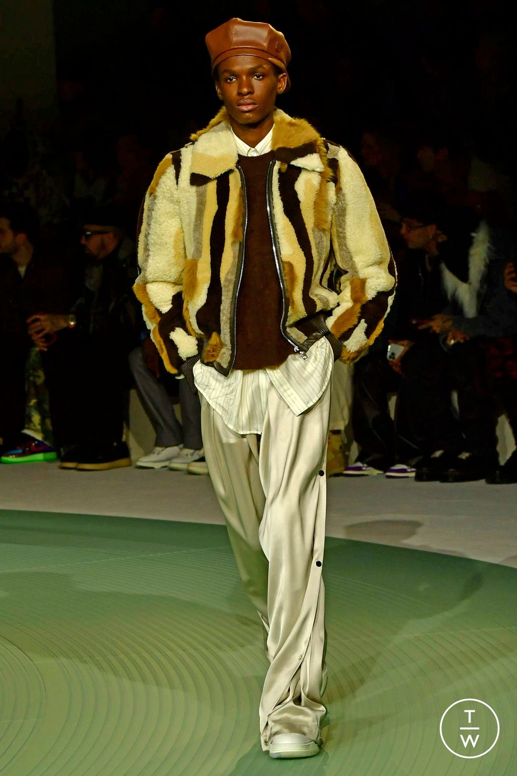 Fashion Week Paris Fall/Winter 2023 look 43 from the Amiri collection 男装