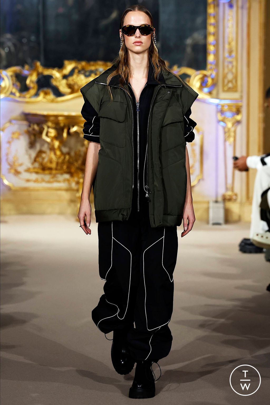 Fashion Week Milan Fall/Winter 2023 look 21 from the Dhruv-Kapoor collection 男装