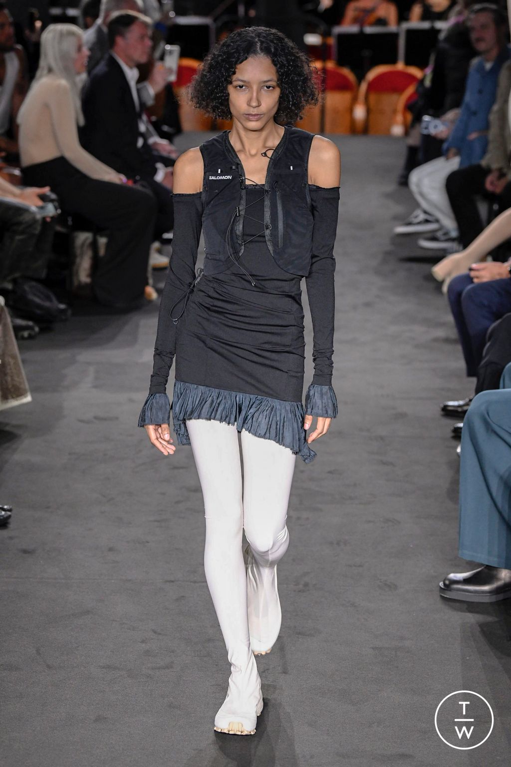 Fashion Week Milan Spring/Summer 2023 look 9 from the MM6 collection womenswear