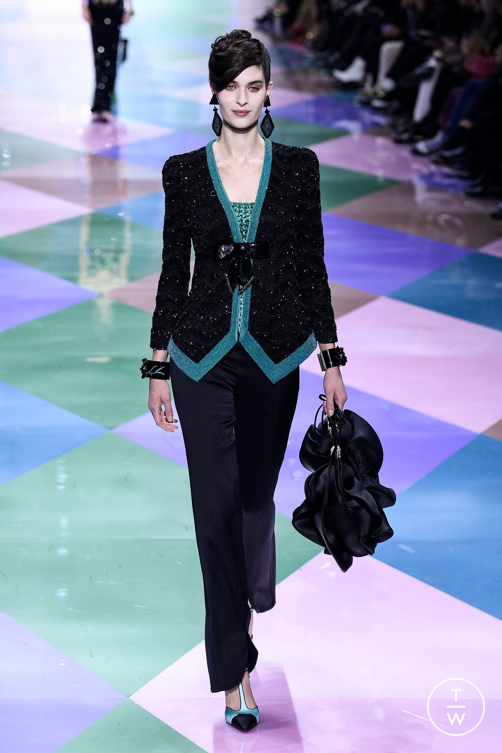 Fashion Week Paris Spring/Summer 2023 look 50 from the Giorgio Armani Privé collection 高级定制