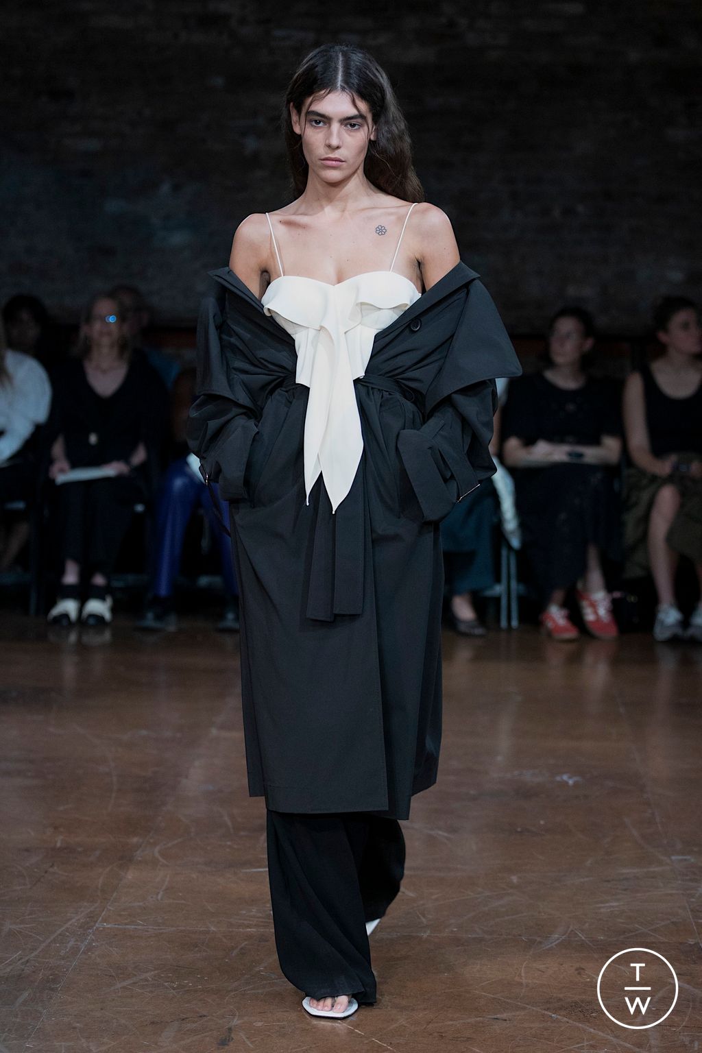 Fashion Week New York Spring/Summer 2023 look 9 from the Ashlyn collection womenswear