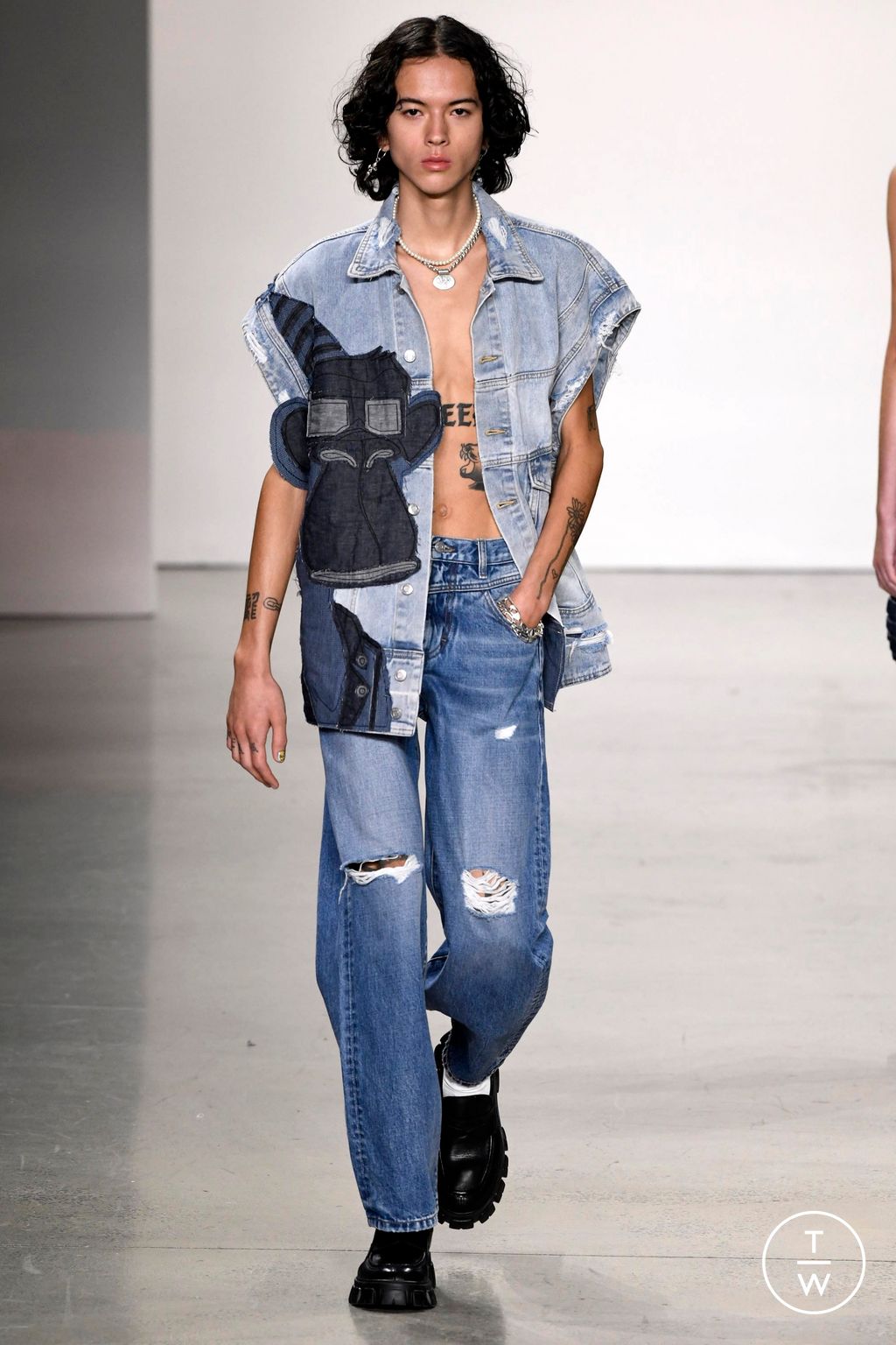 Fashion Week New York Spring/Summer 2023 look 34 de la collection Vivienne Tam womenswear
