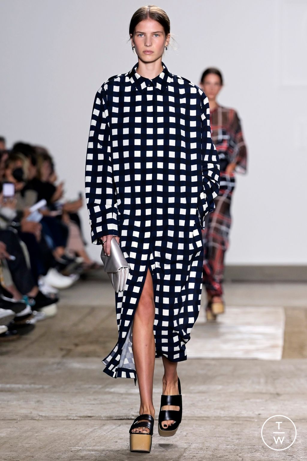 Fashion Week Milan Spring/Summer 2023 look 18 from the Ports 1961 collection womenswear