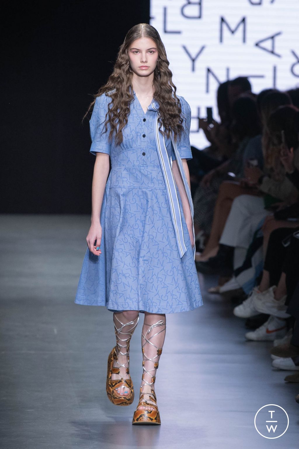 Fashion Week Milan Spring/Summer 2023 look 15 de la collection Maryling womenswear
