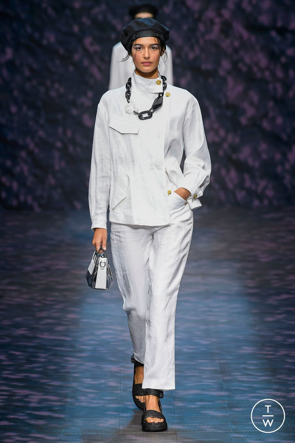 Fashion Week Milan Spring/Summer 2023 look 19 from the Emporio Armani collection womenswear