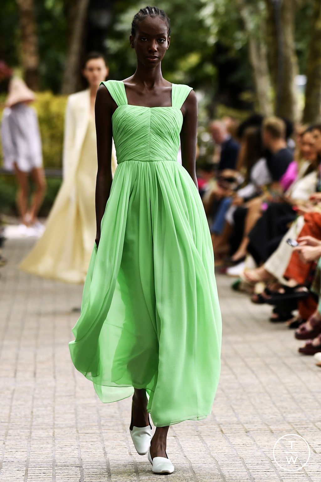 Fashion Week New York Spring/Summer 2023 look 28 de la collection Adam Lippes womenswear