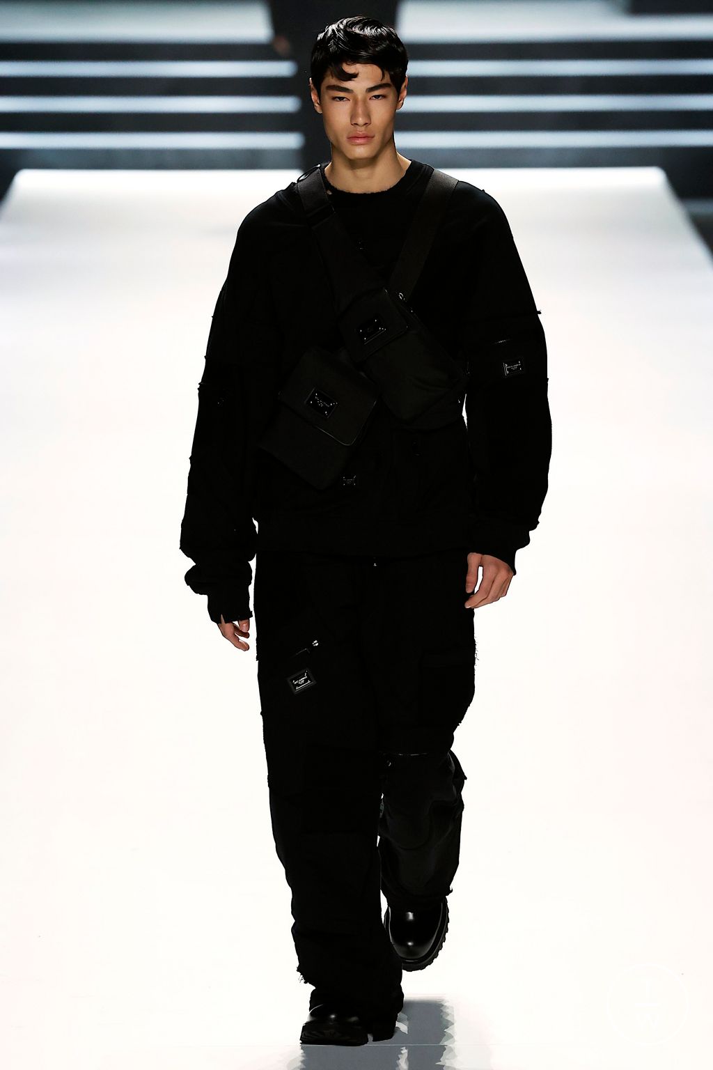Fashion Week Milan Fall/Winter 2023 look 56 from the Dolce & Gabbana collection 男装