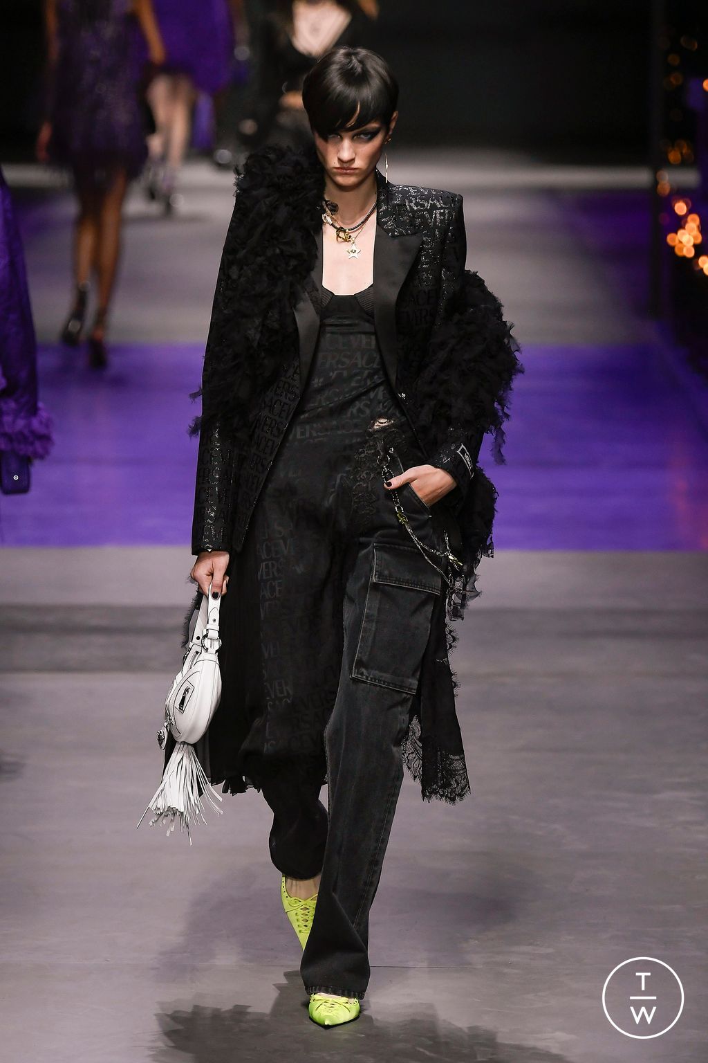 Fashion Week Milan Spring/Summer 2023 look 47 from the Versace collection 女装