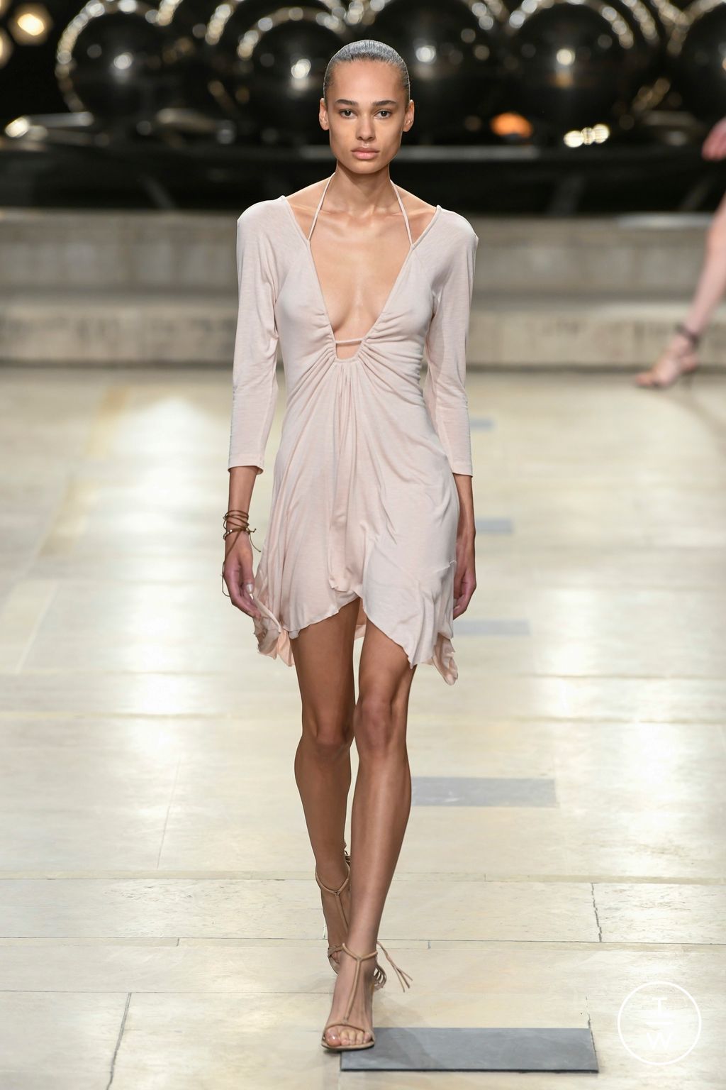 Fashion Week Paris Spring/Summer 2023 look 11 from the Isabel Marant collection womenswear
