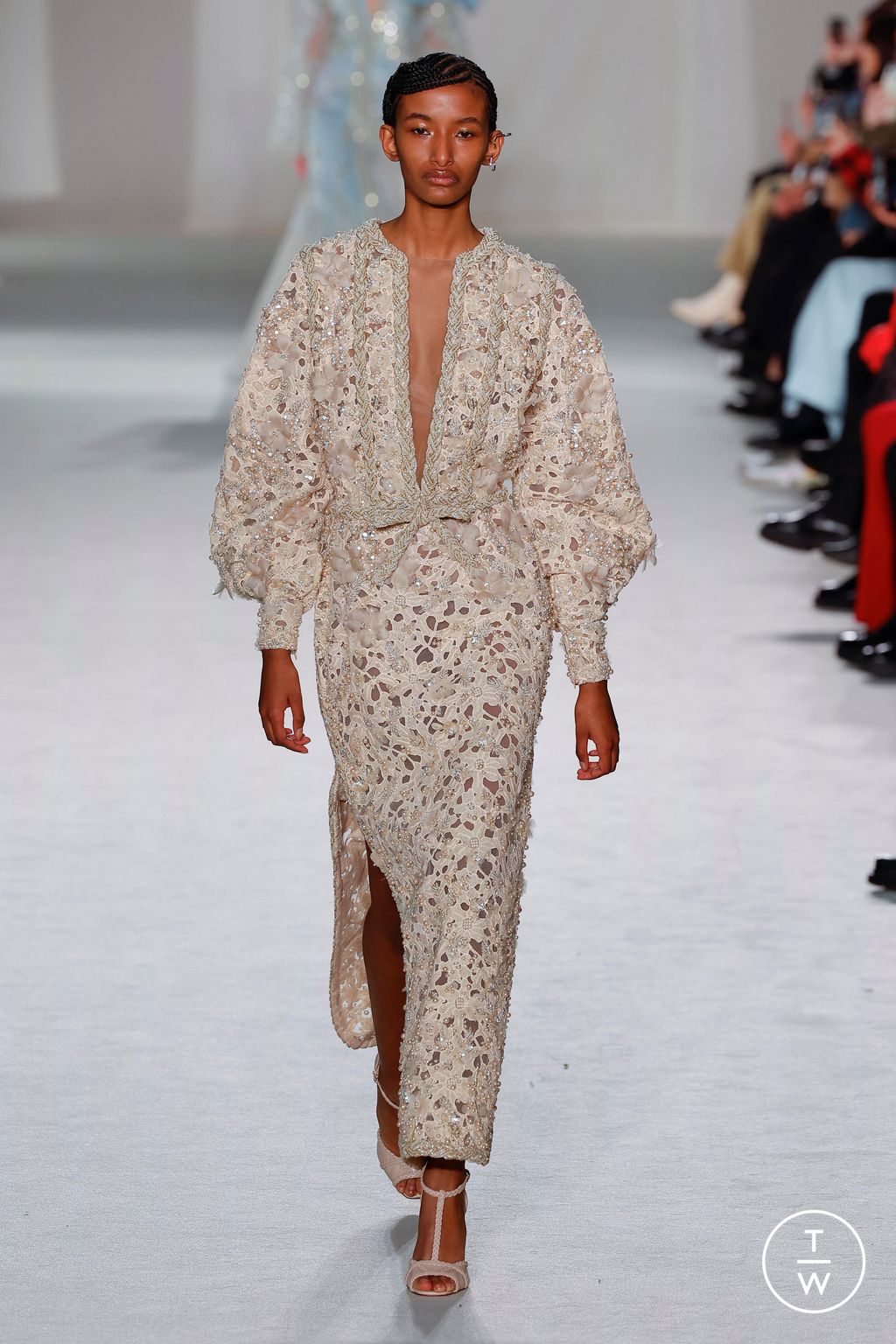 Fashion Week Paris Spring/Summer 2023 look 13 from the Elie Saab collection couture