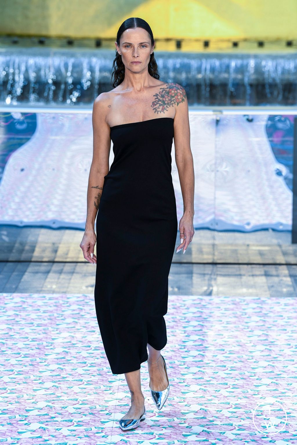Fashion Week New York Spring/Summer 2023 look 24 de la collection VICTOR GLEMAUD womenswear