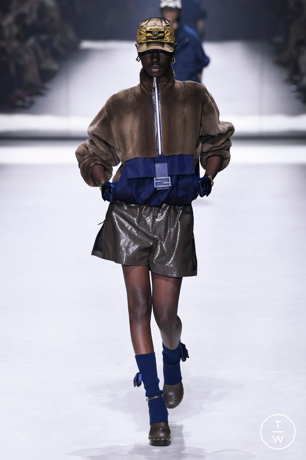 Fashion Week New York Resort 2023 look 30 from the Fendi collection womenswear