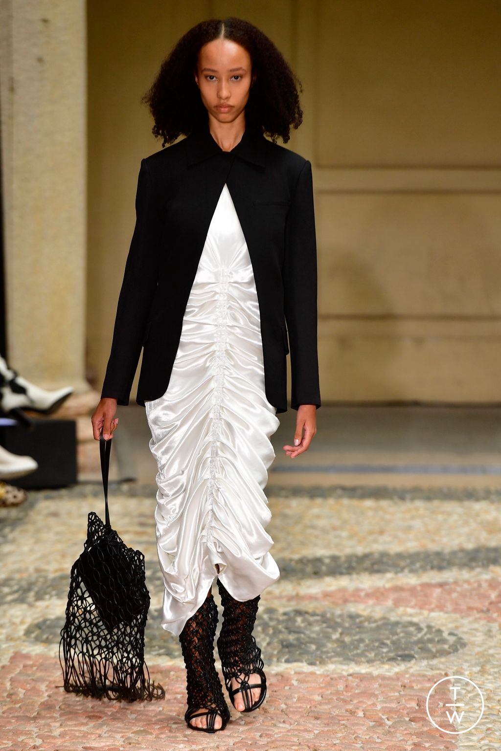 Fashion Week Milan Spring/Summer 2023 look 5 from the Calcaterra collection womenswear