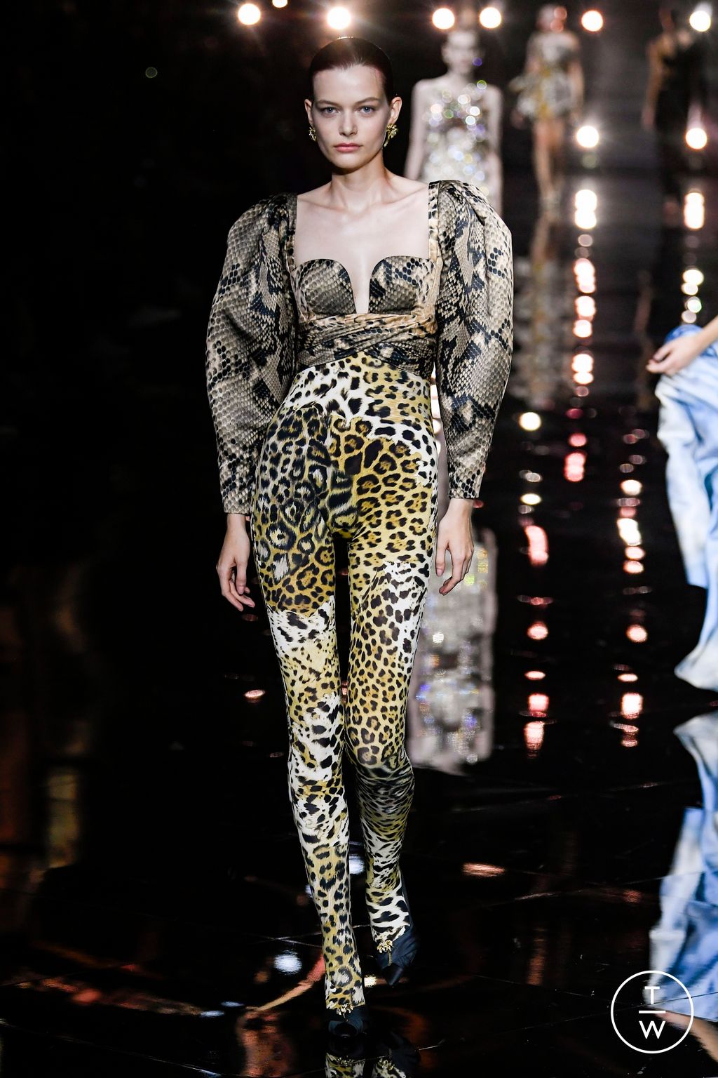 Fashion Week Milan Spring/Summer 2023 look 25 from the Roberto Cavalli collection womenswear