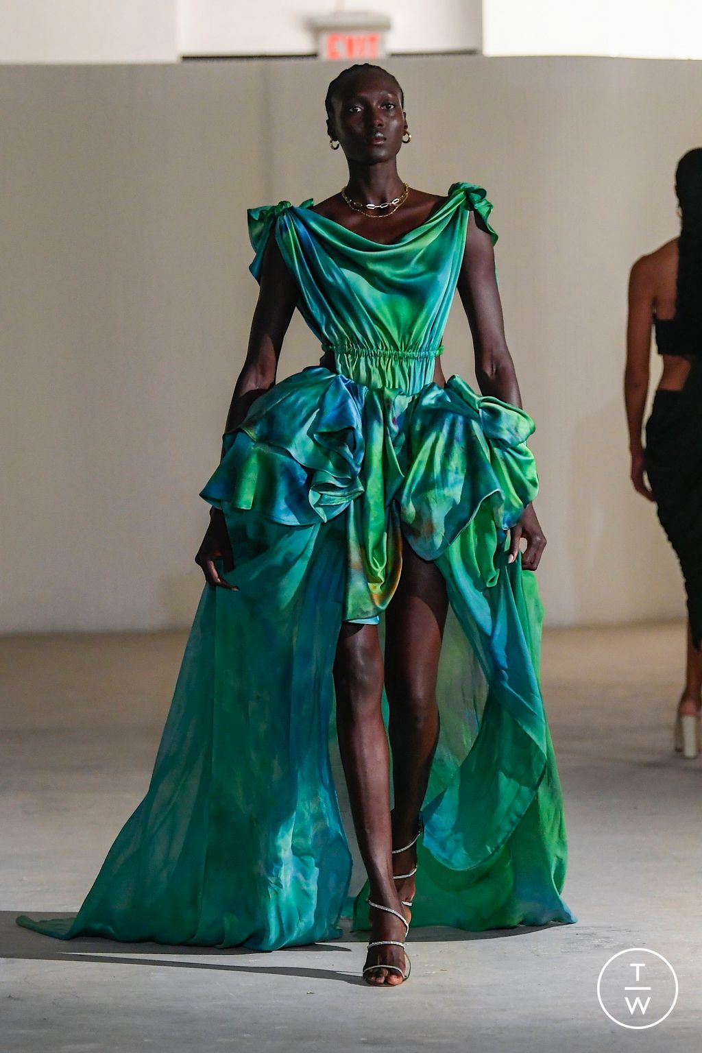Fashion Week New York Spring/Summer 2023 look 29 from the Fe Noel collection 女装