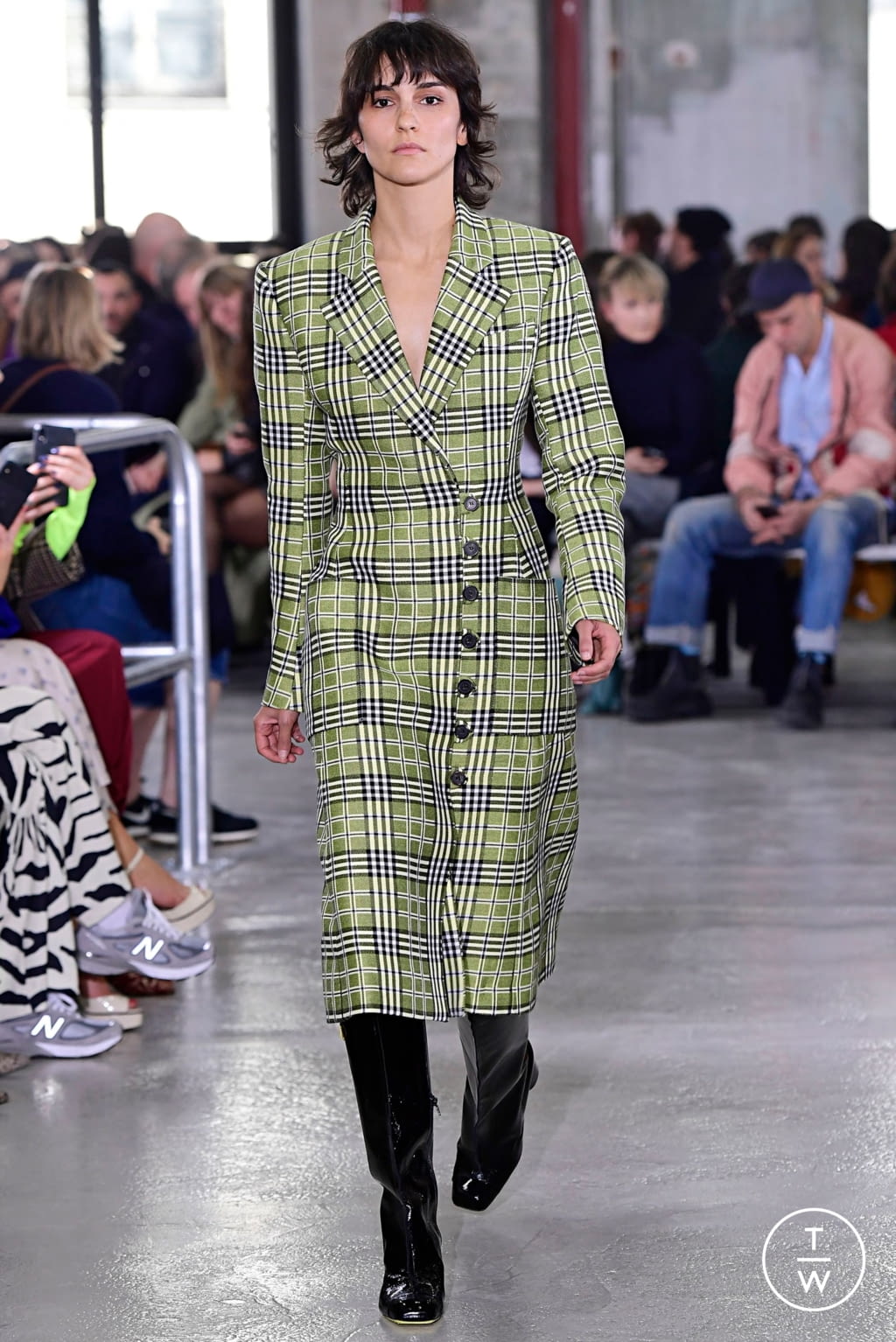 Fashion Week Paris Fall/Winter 2019 look 4 from the Aalto collection 女装