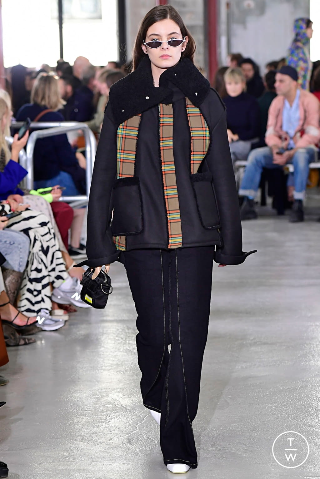 Fashion Week Paris Fall/Winter 2019 look 26 from the Aalto collection womenswear