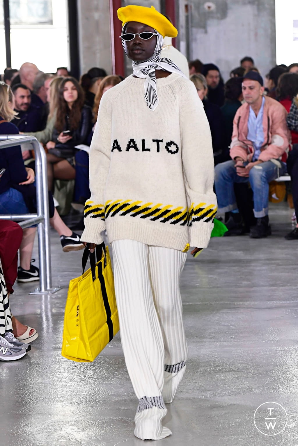 Fashion Week Paris Fall/Winter 2019 look 31 de la collection Aalto womenswear