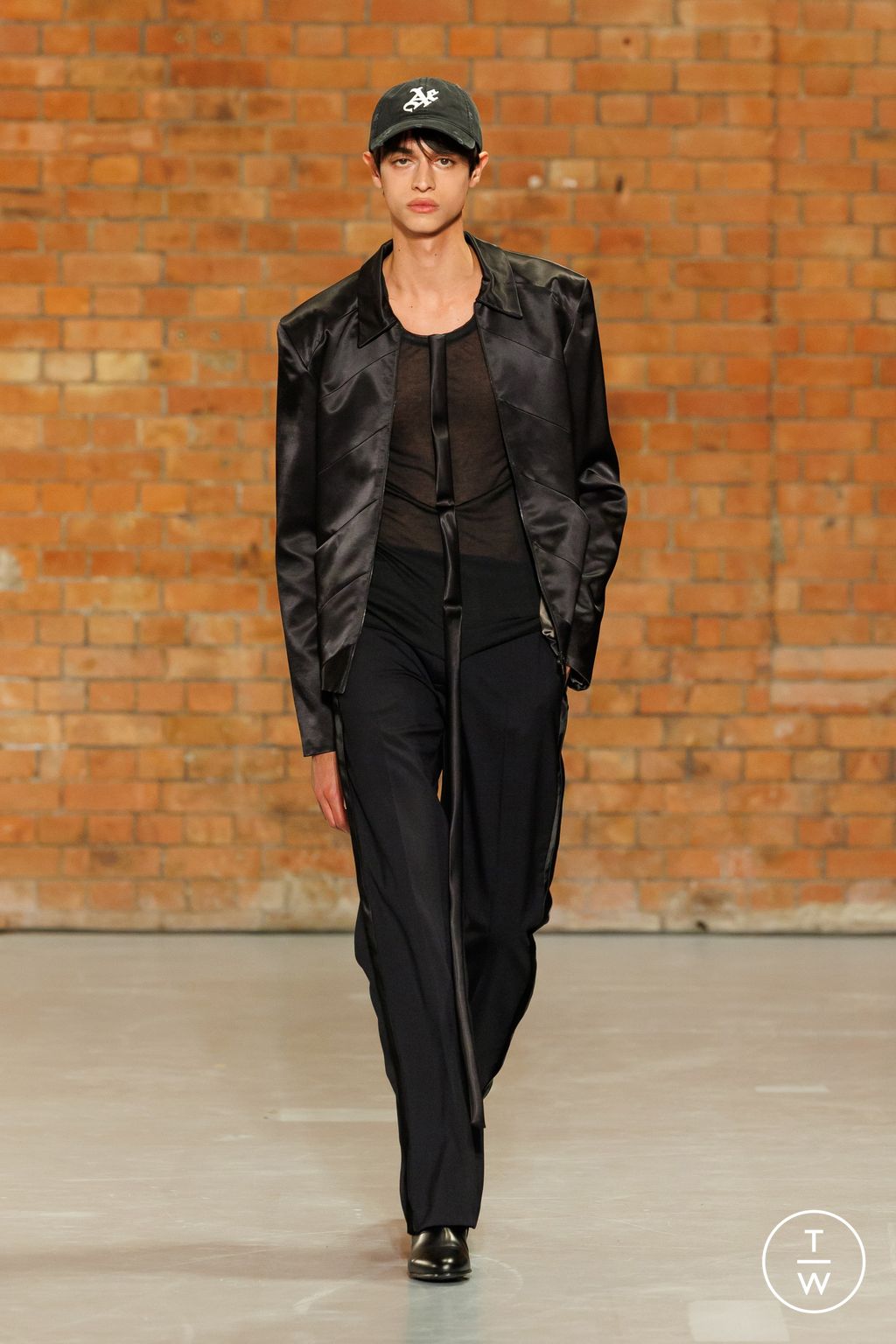 Fashion Week London Spring/Summer 2025 look 8 from the Aaron Esh collection womenswear