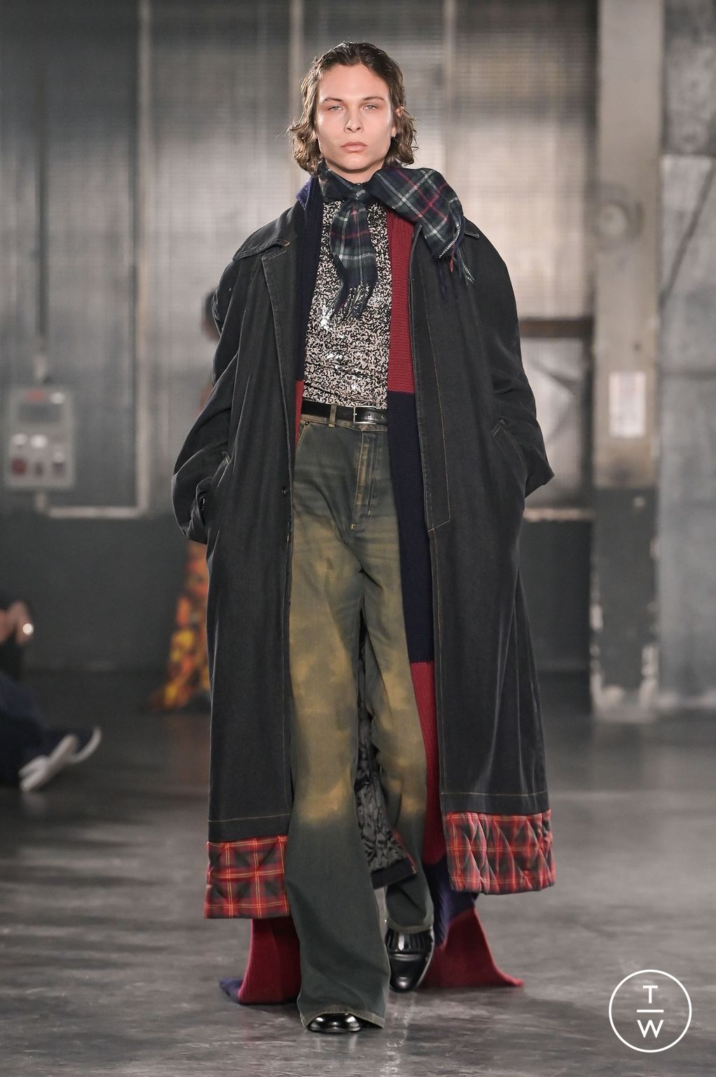 Fashion Week Paris Fall/Winter 2023 look 8 from the EGONlab collection menswear