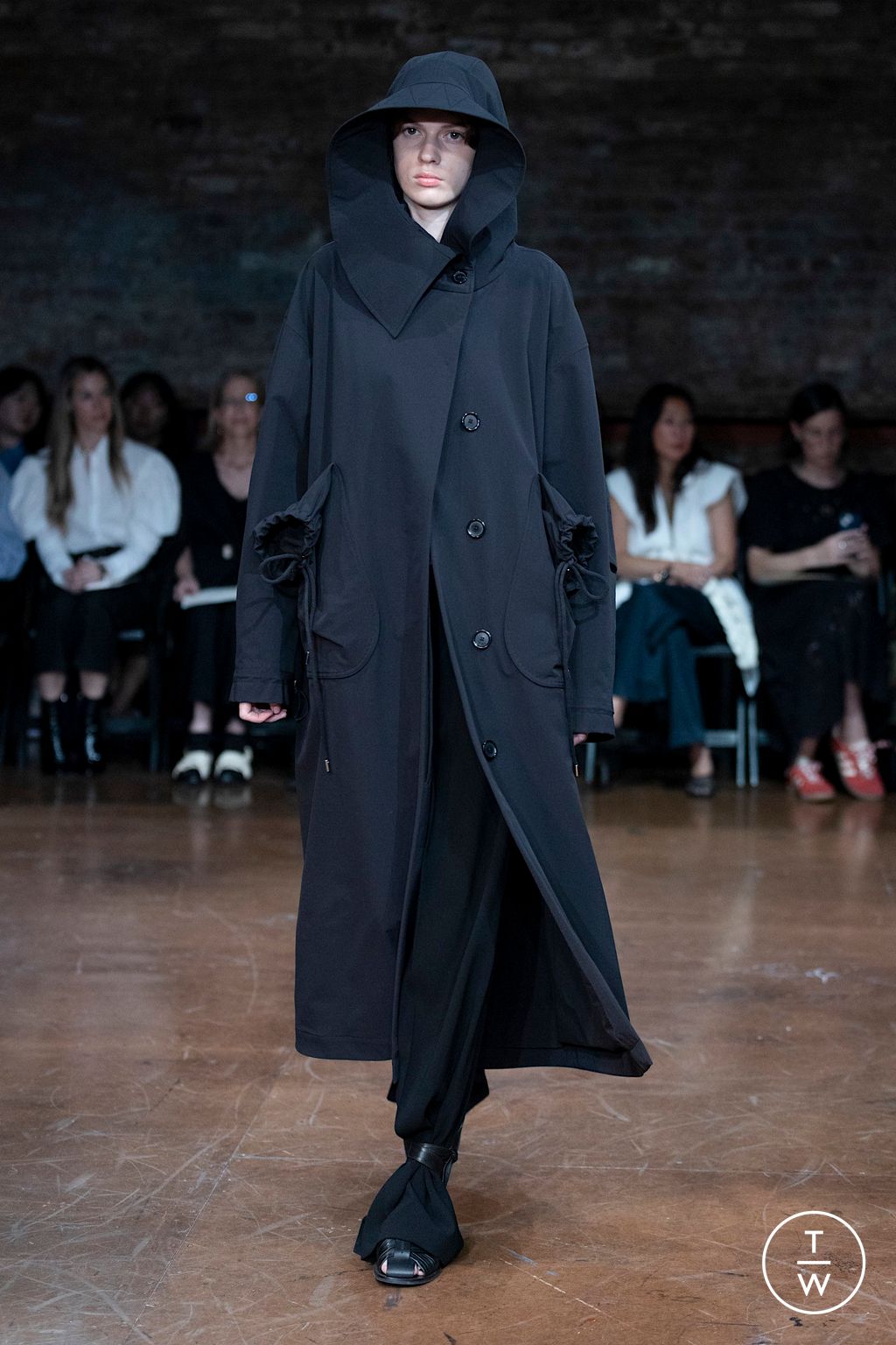 Fashion Week New York Spring/Summer 2023 look 8 from the Ashlyn collection womenswear