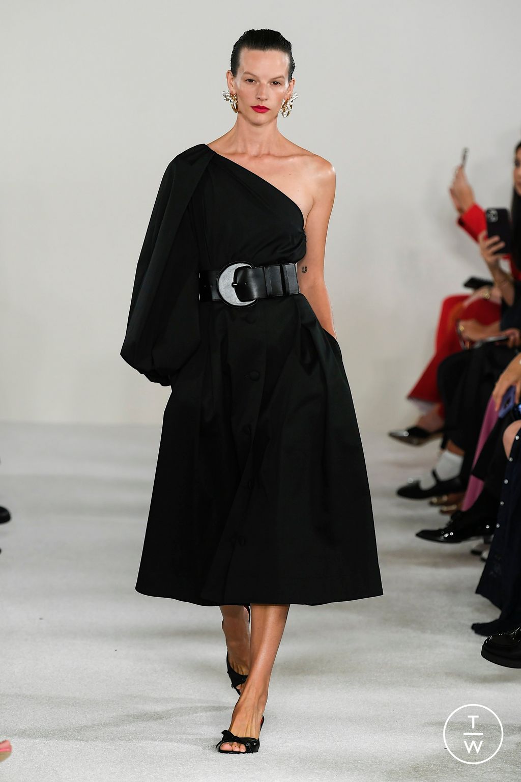 Fashion Week New York Spring/Summer 2023 look 48 de la collection Carolina Herrera womenswear