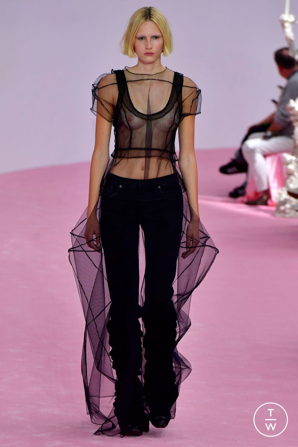 Fashion Week Paris Spring/Summer 2023 look 23 from the Acne Studios collection 女装