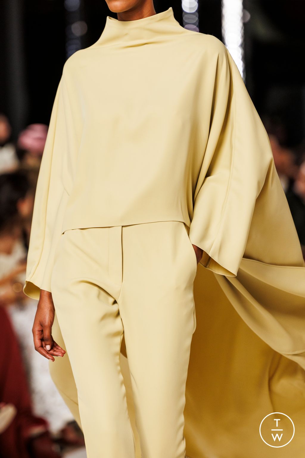 Fashion Week Paris Spring/Summer 2025 look 9 de la collection Abadia - Saudi 100 womenswear