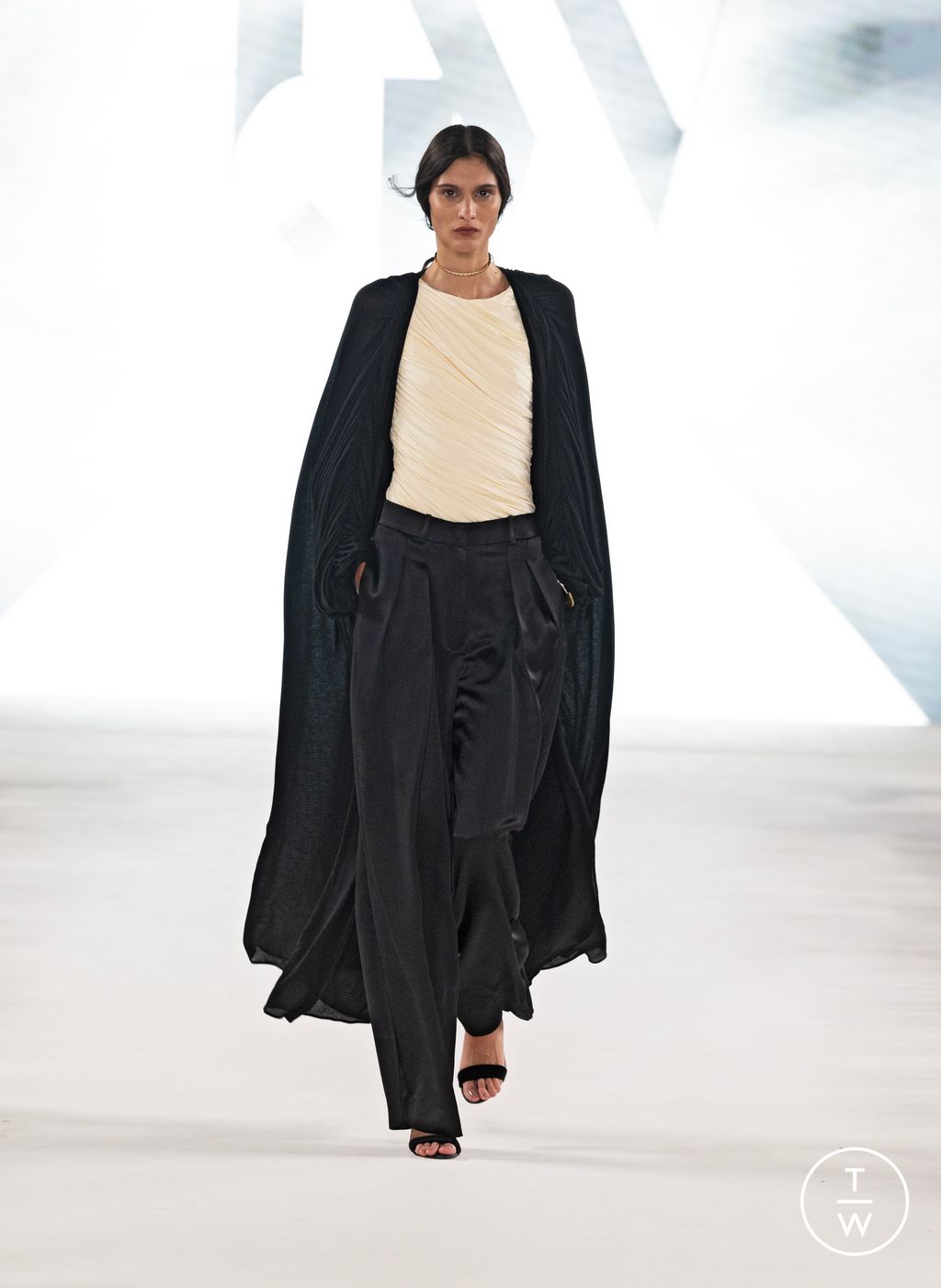 Fashion Week Paris Spring/Summer 2025 look 4 from the Abadia - Saudi 100 collection womenswear