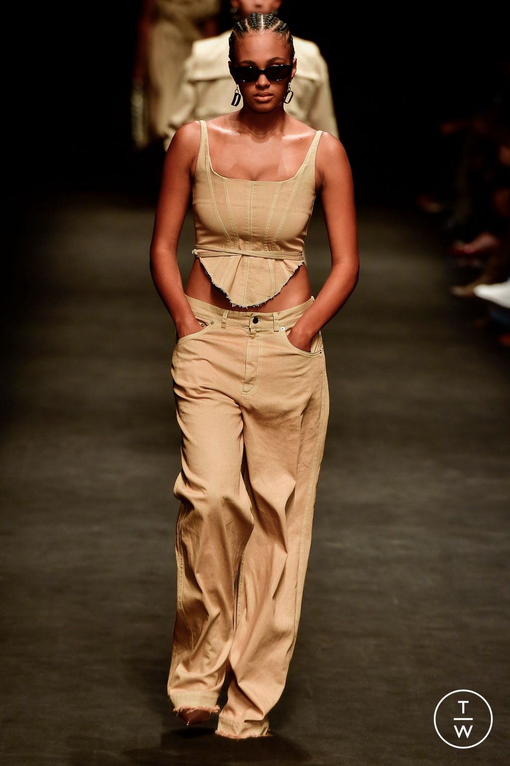 Fashion Week Milan Spring/Summer 2023 look 19 de la collection Act n°1 womenswear