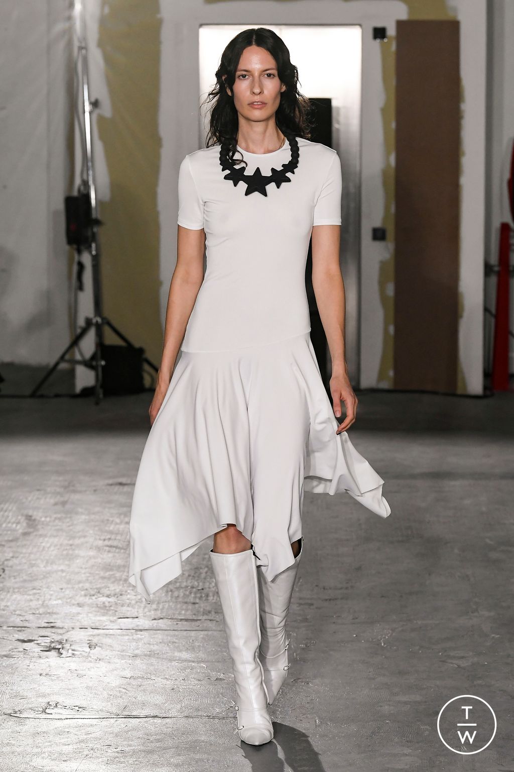 Fashion Week Paris Spring/Summer 2023 look 4 from the Abra collection 女装