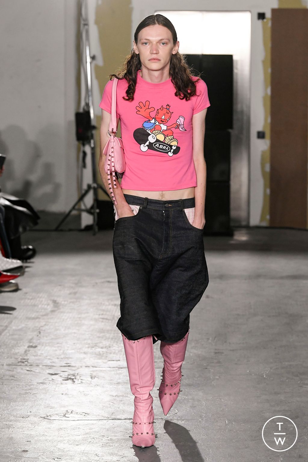 Fashion Week Paris Spring/Summer 2023 look 19 from the Abra collection womenswear