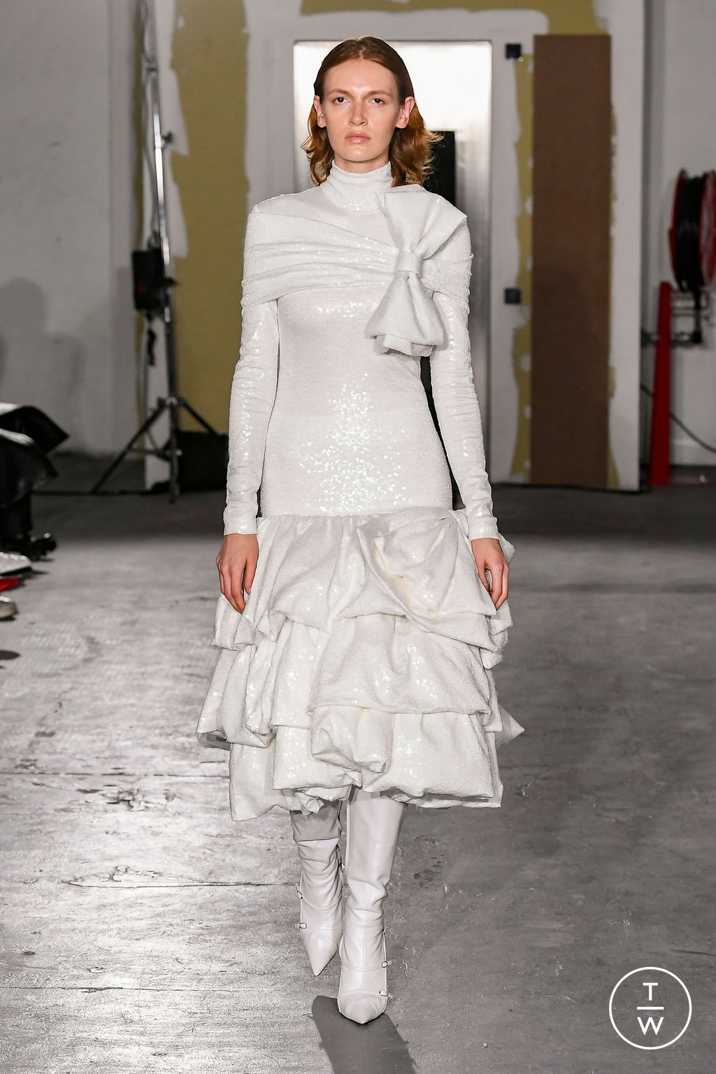 Fashion Week Paris Spring/Summer 2023 look 26 from the Abra collection womenswear