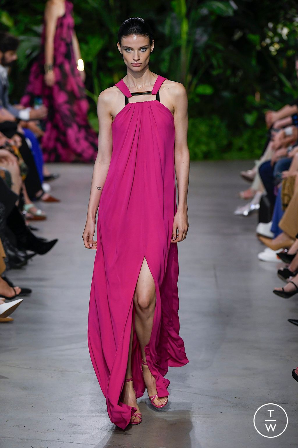 Fashion Week New York Spring/Summer 2023 look 21 from the Michael Kors Collection collection womenswear