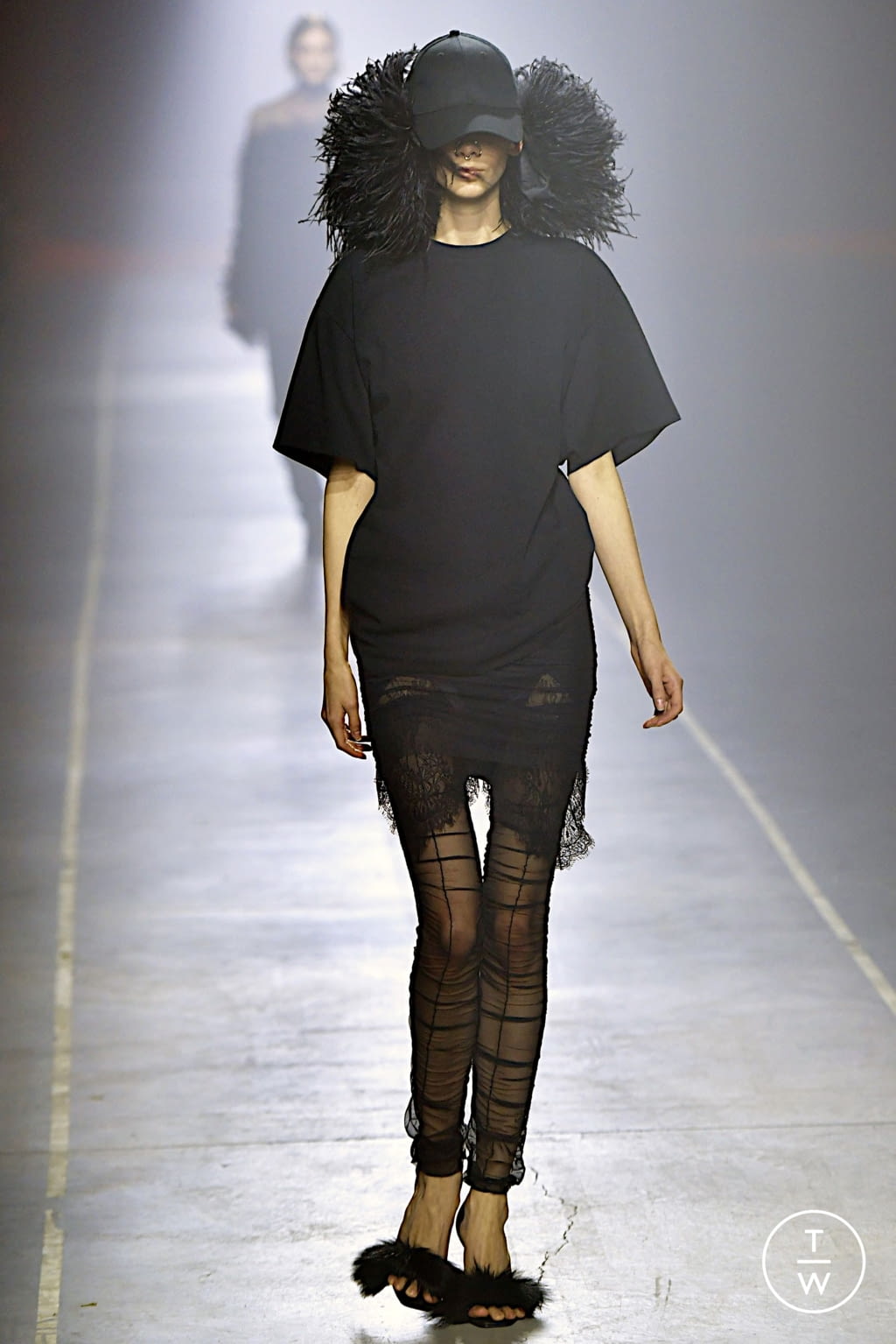 Fashion Week Milan Fall/Winter 2022 look 32 from the AC9 collection 女装