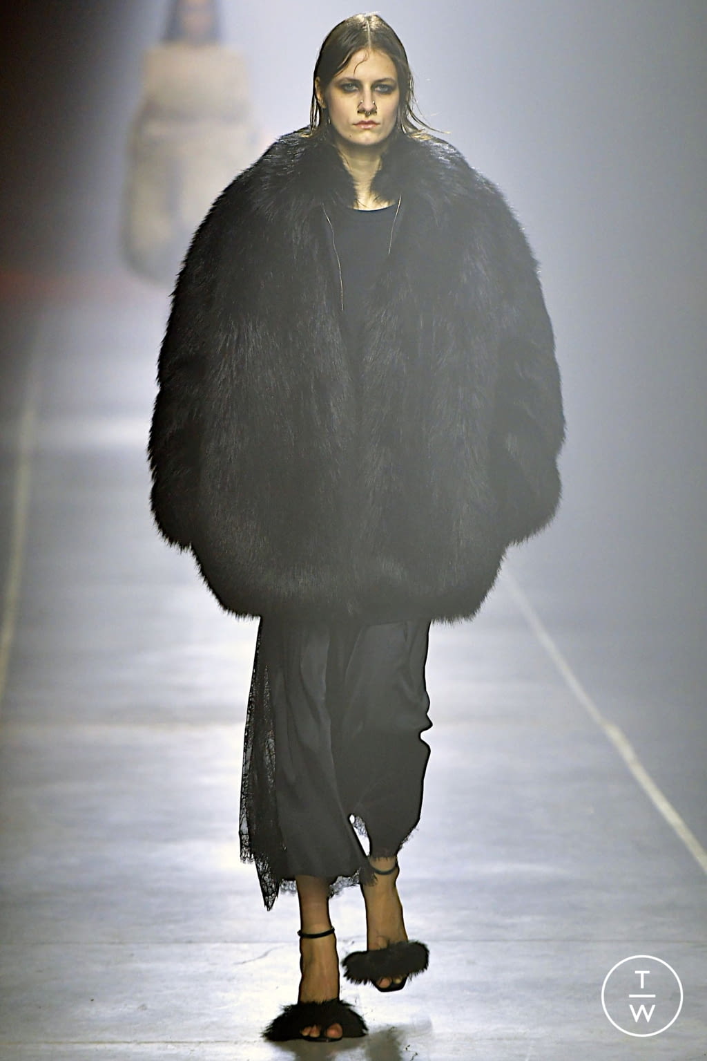 Fashion Week Milan Fall/Winter 2022 look 38 from the AC9 collection 女装