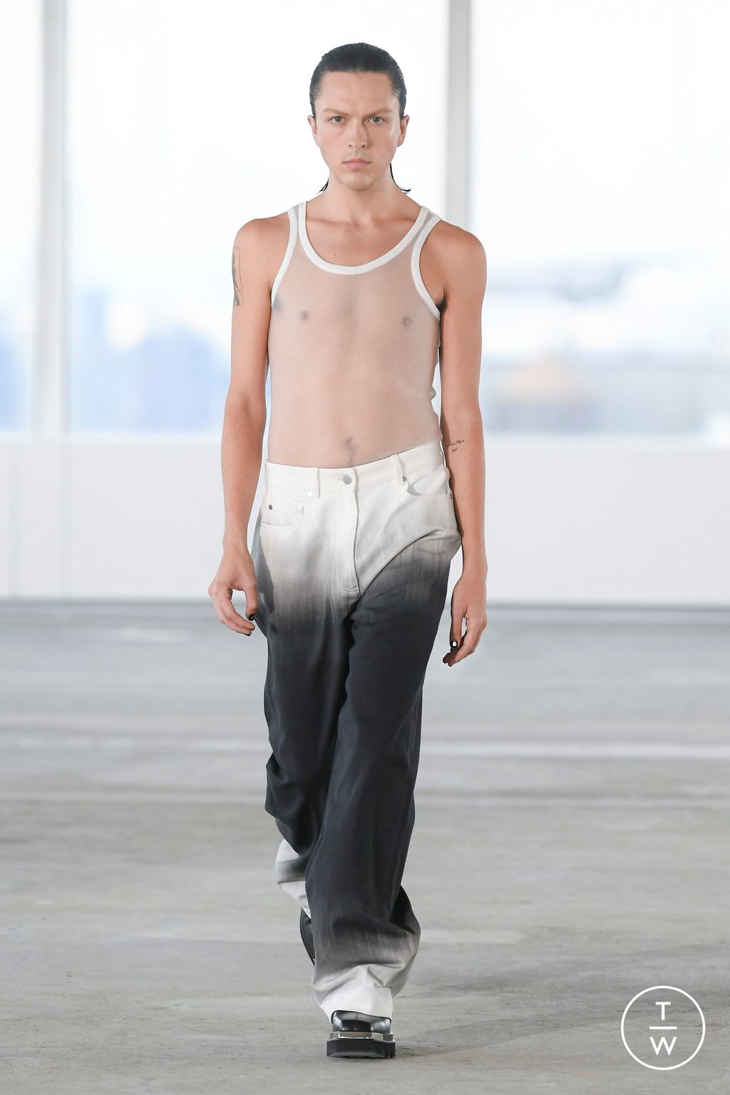 Fashion Week New York Spring/Summer 2023 look 38 from the Peter Do collection womenswear