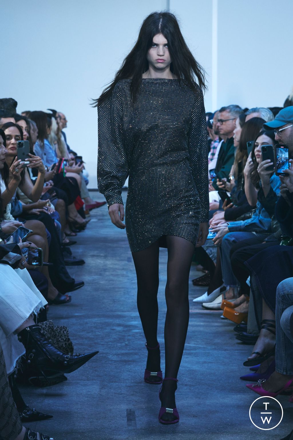 Fashion Week New York Spring/Summer 2023 look 33 from the Khaite collection 女装