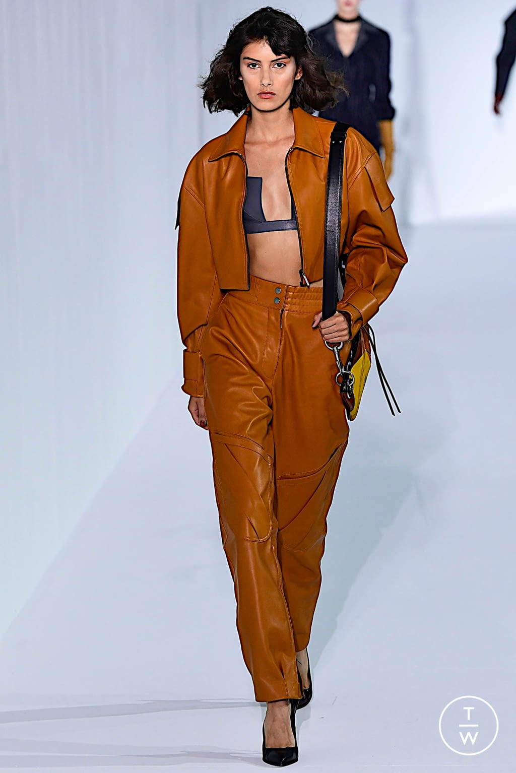 Fashion Week Paris Fall/Winter 2019 look 5 from the Acne Studios collection womenswear