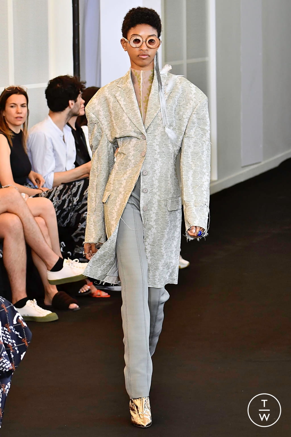 Fashion Week Paris Spring/Summer 2020 look 27 de la collection Acne Studios womenswear