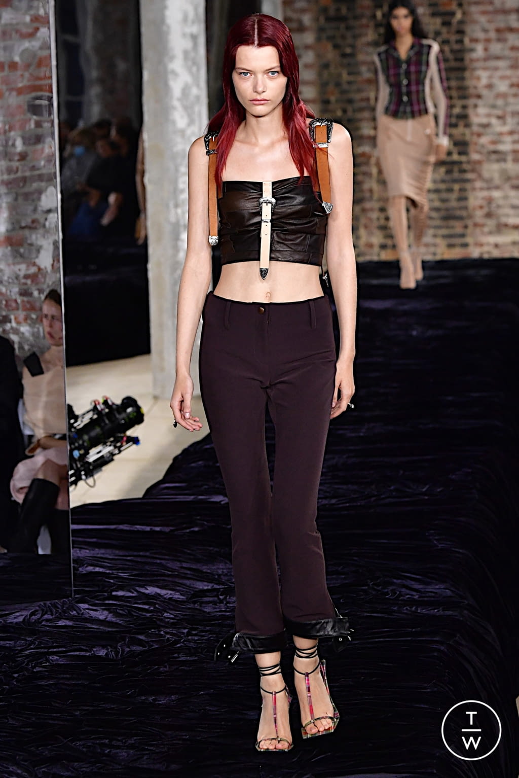 Fashion Week Paris Spring/Summer 2022 look 14 from the Acne Studios collection womenswear