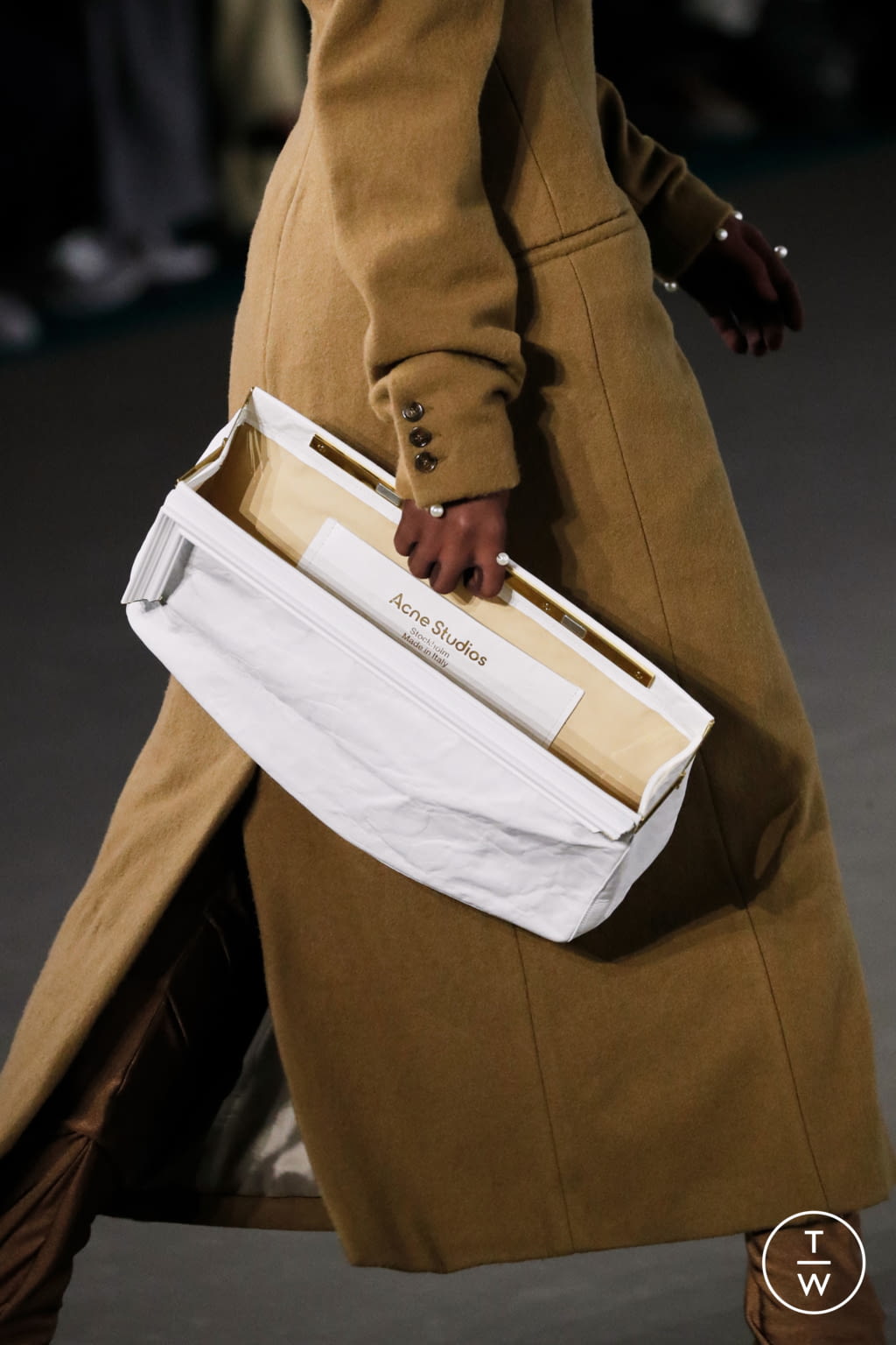 Fashion Week Paris Fall/Winter 2020 look 3 from the Acne Studios collection womenswear accessories